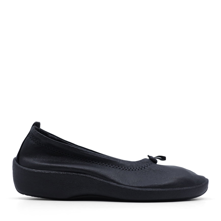 Arcopedico women's classic deals slip ons