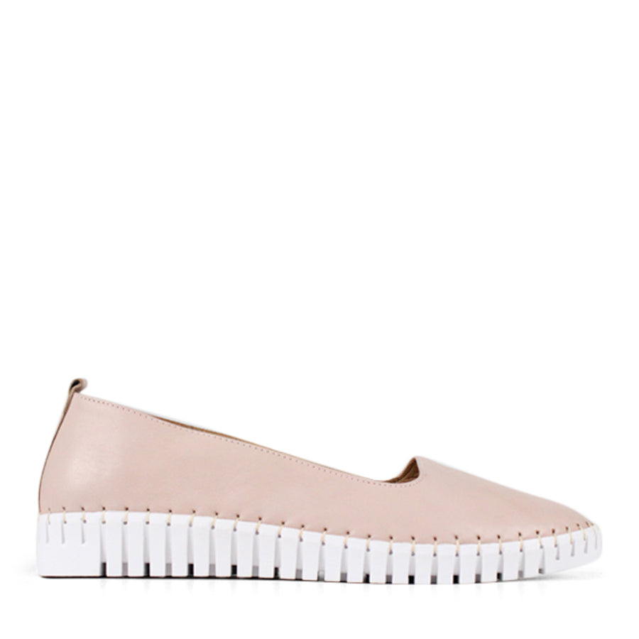 PINK LEATHER FLAT WITH A GRATED FLEXIBLE WHITE SOLE 