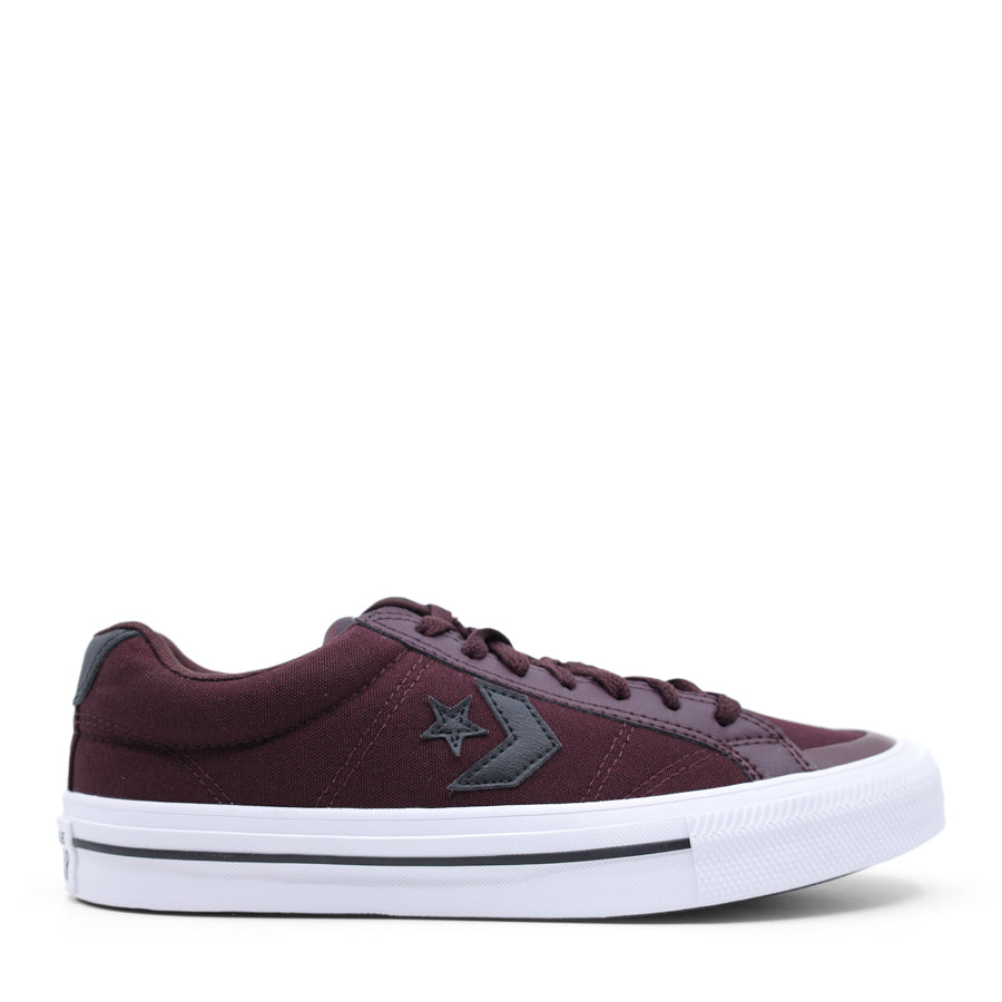 BURGUNDY RED LOW TOP LACE UP SNEAKER