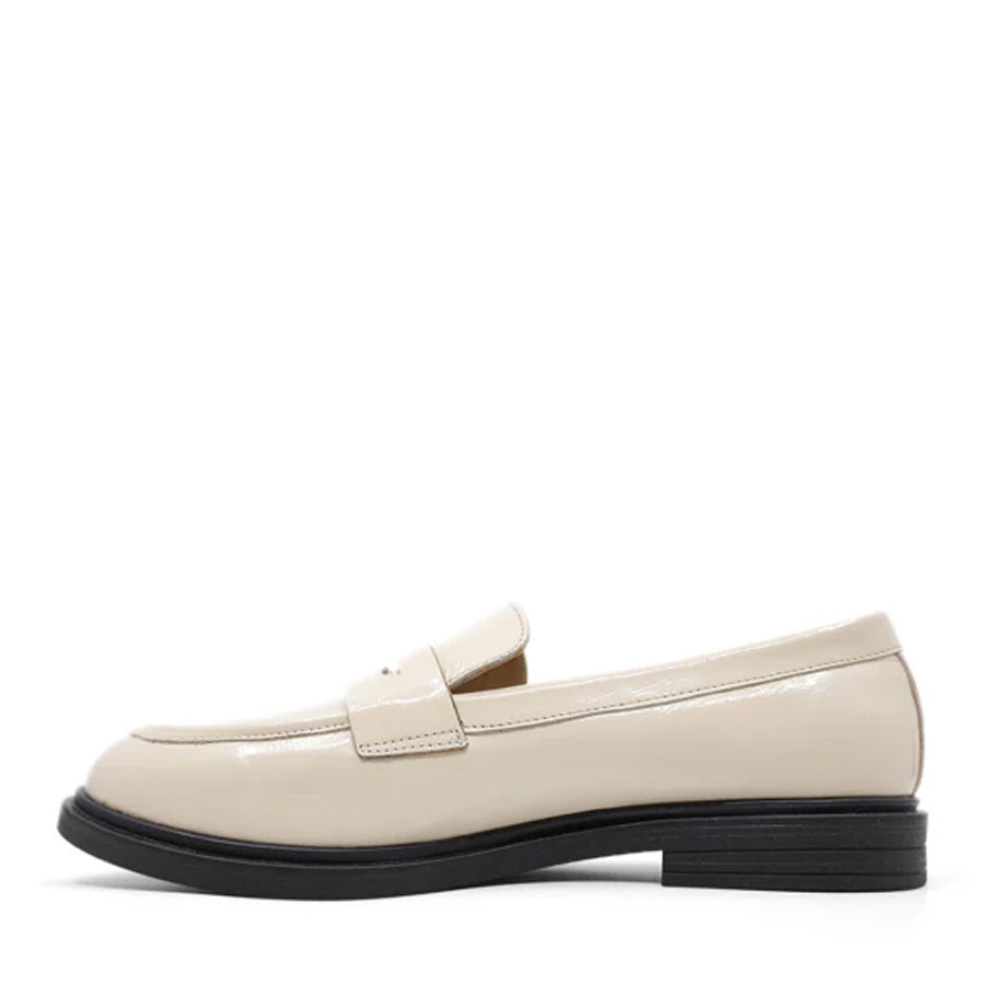 BEIGE PATENT  UPPER BLACK SOLE SLIP ON LOAFER 