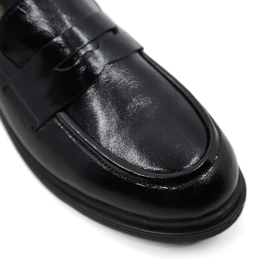 BLACK PATENT  UPPER BLACK SOLE SLIP ON LOAFER 