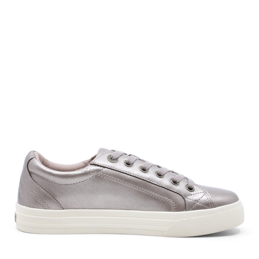 CHAMPAGNE METALLIC LACE UP SNEAKER